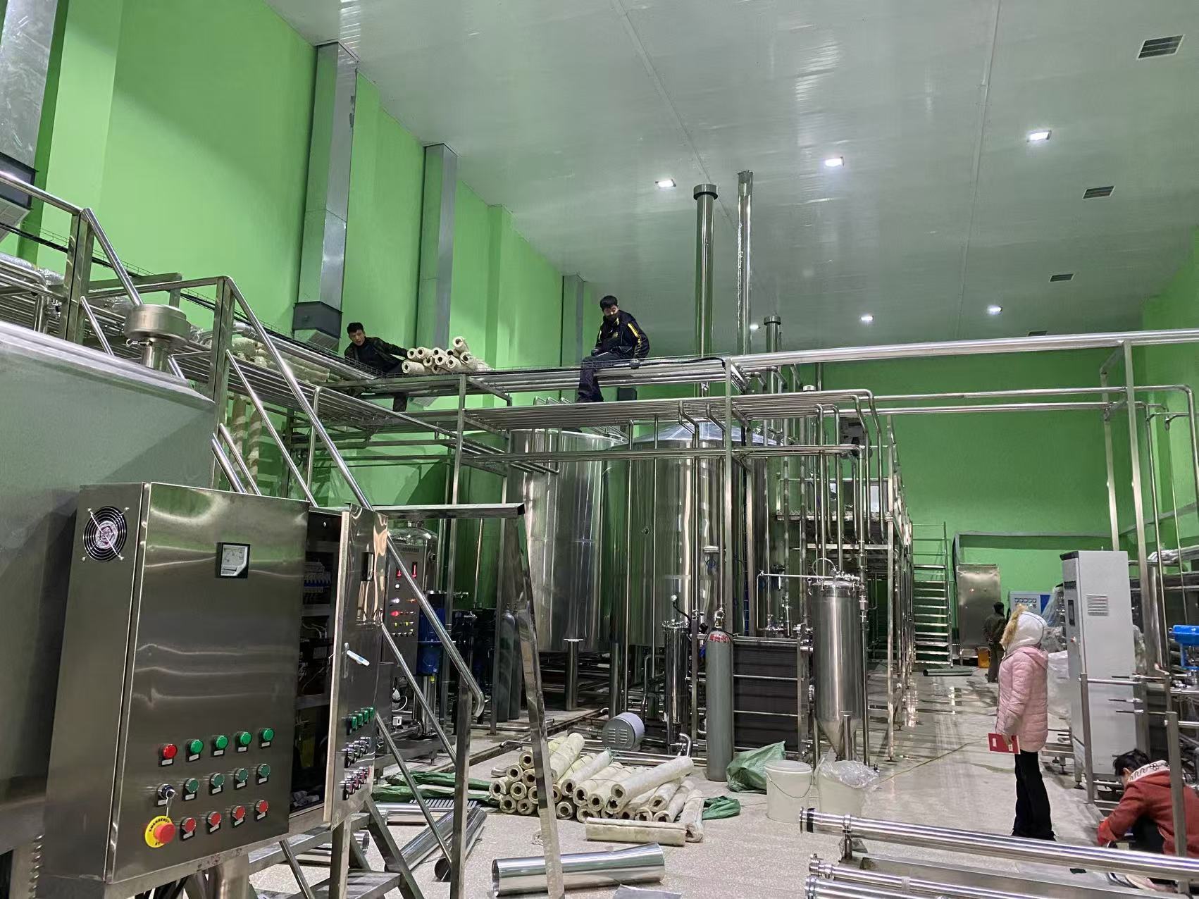 沧州精酿啤酒设备厂—精酿啤酒设备制造：传承工艺与创新科技的交融